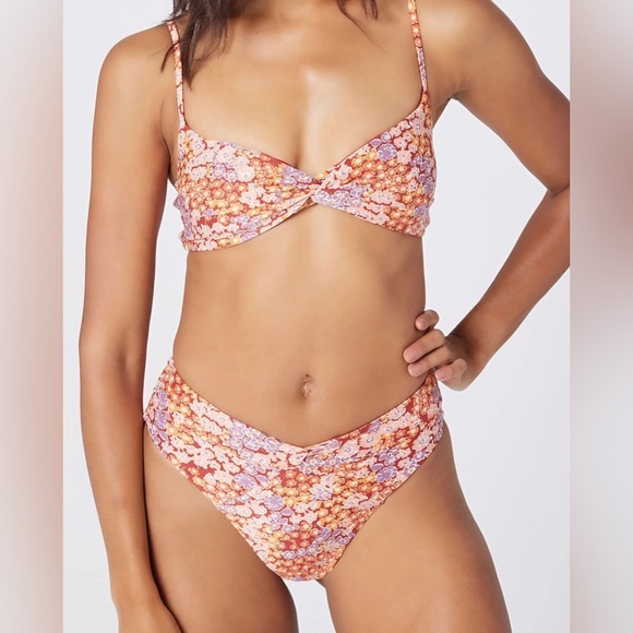 L*SPACE Floral Bikini Set - Picture 9 of 10